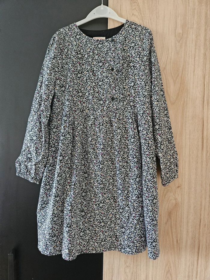 Très jolie robe 10 ans