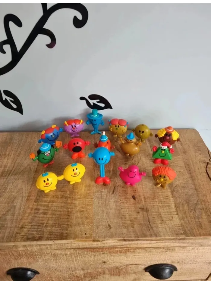 Lot de 15 figurines Monsieur Madame