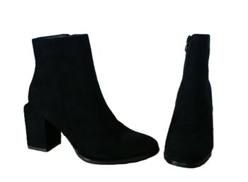 Bottines. Boots. Bottillons noir. Daim. Sinéquanone. Poiture 38