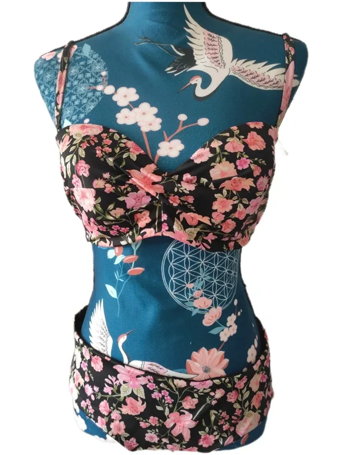 Maillot bustier fleuri H&M - Drop ça sent bon les vacances - photo numéro 6
