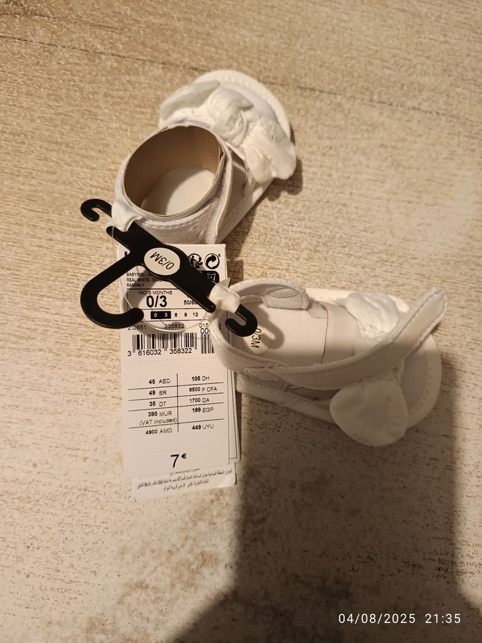 Chaussures ouverte blanche - photo numéro 2