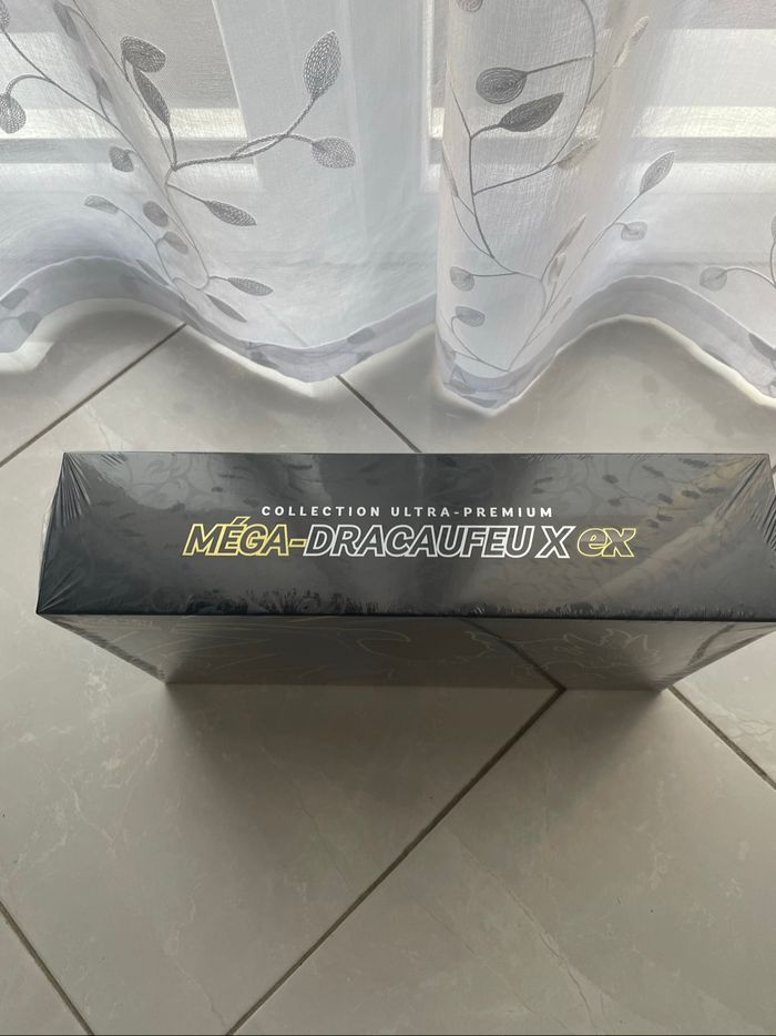 UPC Dracaufeu flammes fantasmagoriques - photo numéro 2