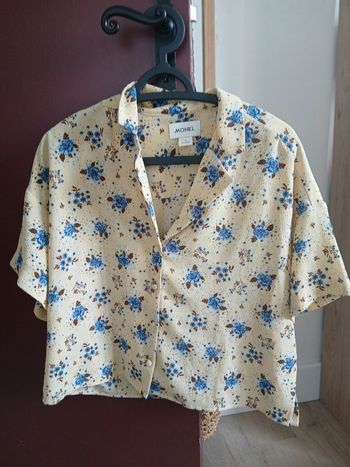 Chemise courte fleurie