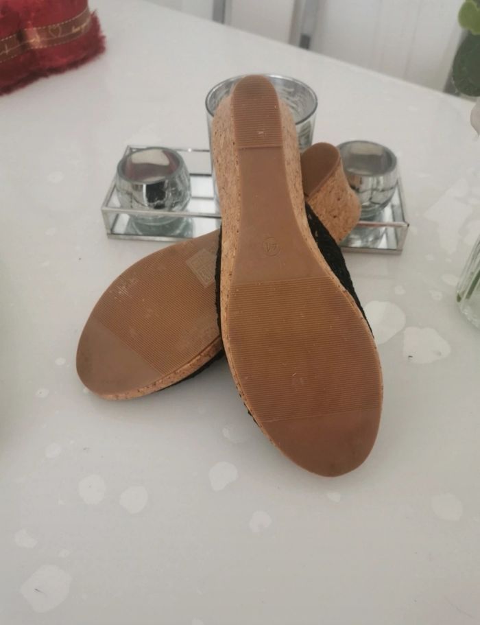 🖤🤍Jolie Paires De Mules Talon Compensé 🖤🤍 - photo numéro 3