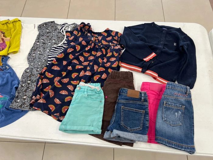 Lot de vêtements été fille 6 ans - photo numéro 3