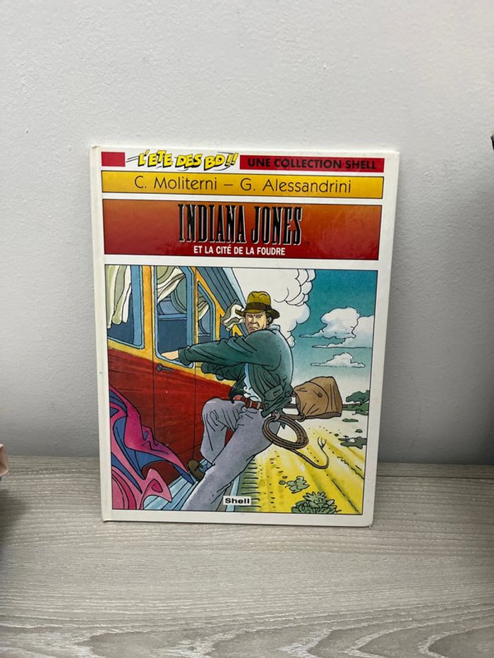 Indiana jones et la cité de la foudre