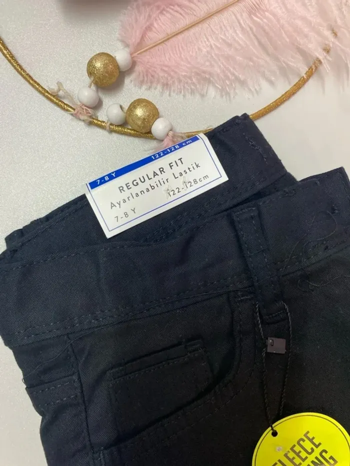 Pantalon fourré garçon (neuf) - Taille 7/8 ans