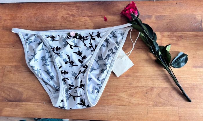 💕 culotte blanche bord fin motif fleurs taille 36 S #tabitha