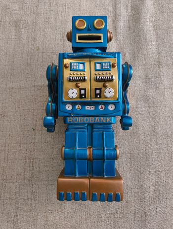 Tirelire robot futuroscope