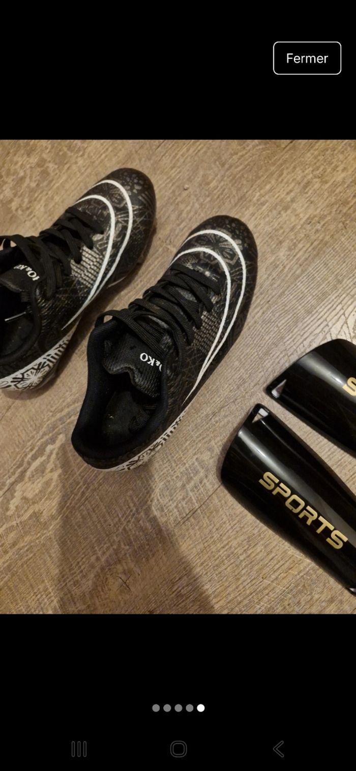 Chaussures de foot - photo numéro 2