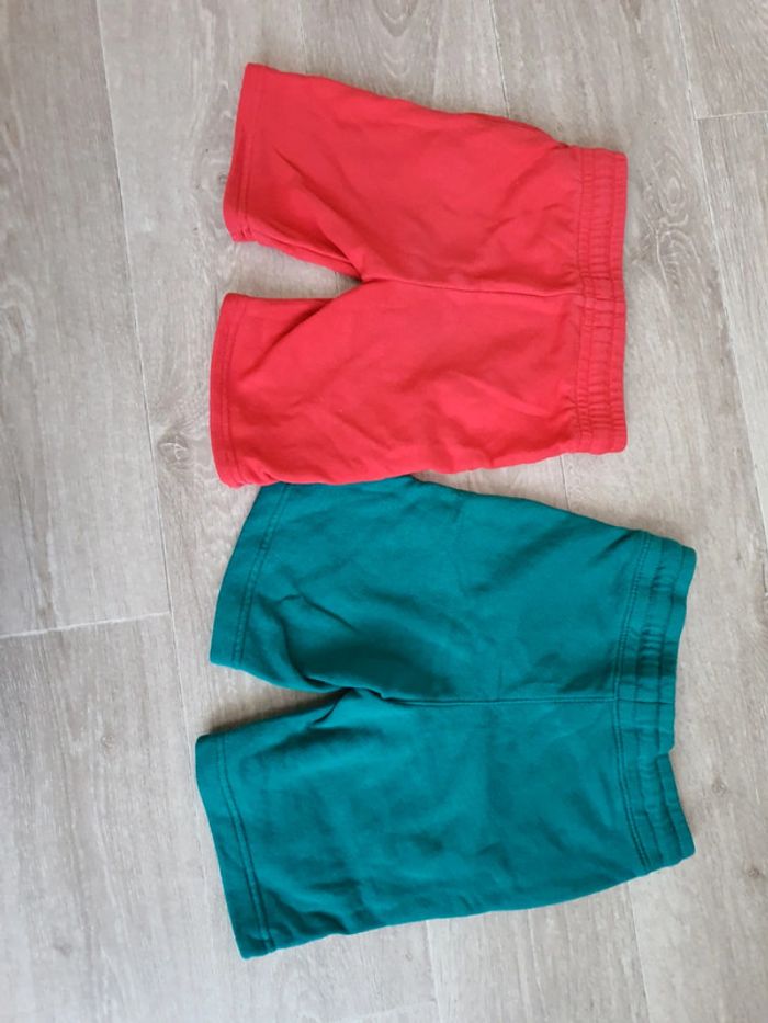 Lot de 2 shorts taille 5 - 7 ans - photo numéro 6