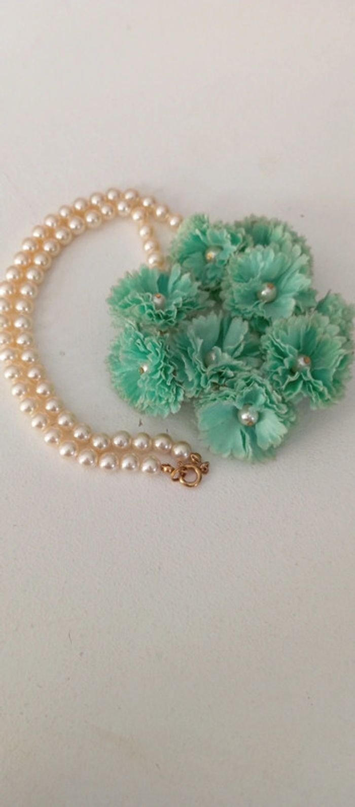 Collier de perles et de fleurs - photo numéro 6