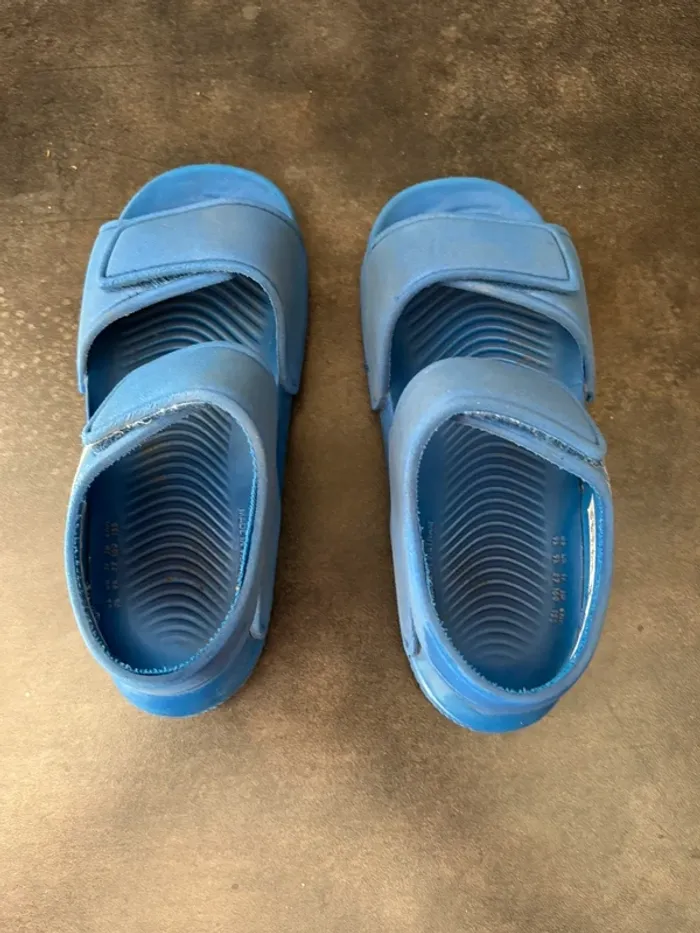 Sandales Adidas taille 27 - photo numéro 7
