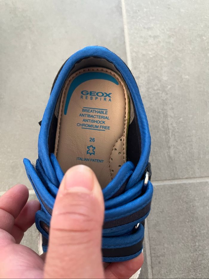 Chaussures Geox Spiderman taille 26 Neuve - photo numéro 9