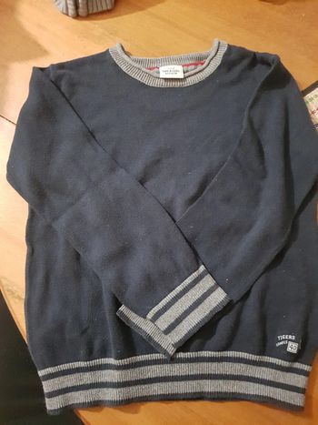 Pule manche Longue taille 6 ans Tape à l'oeil