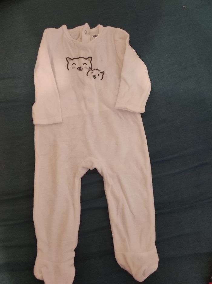 Lot de pyjamas en velours pour l'hiver - photo numéro 3