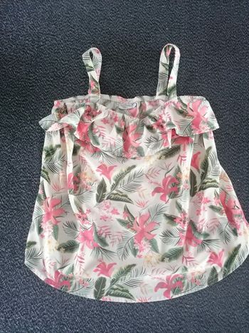 Débardeur fleuri basic needs Taille 9-10ans 