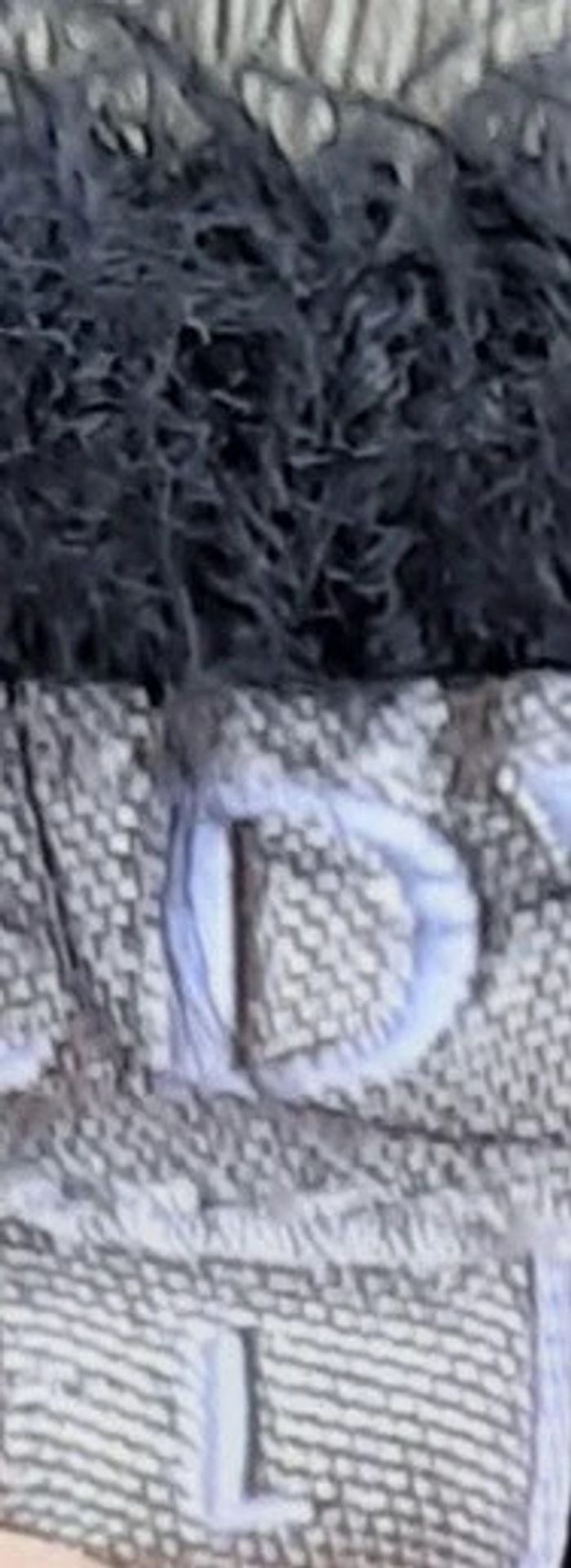 Pull noir tout doux, taille L - photo numéro 4