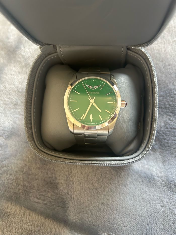 Montre - photo numéro 2