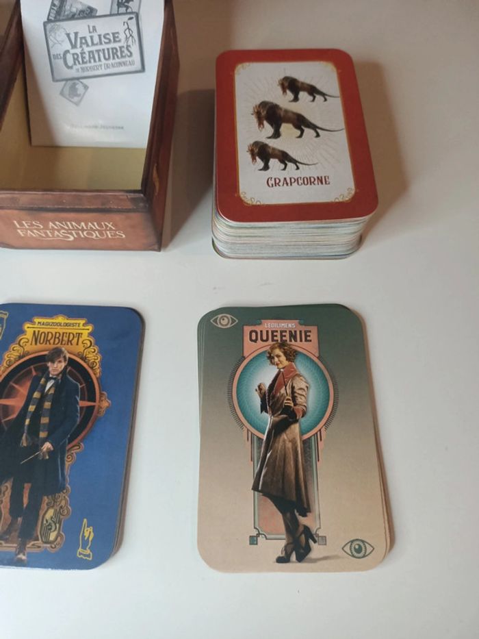 Jeu D'observation les animaux fantastiques la valise des créatures de Norbert Dragonneau - photo numéro 2