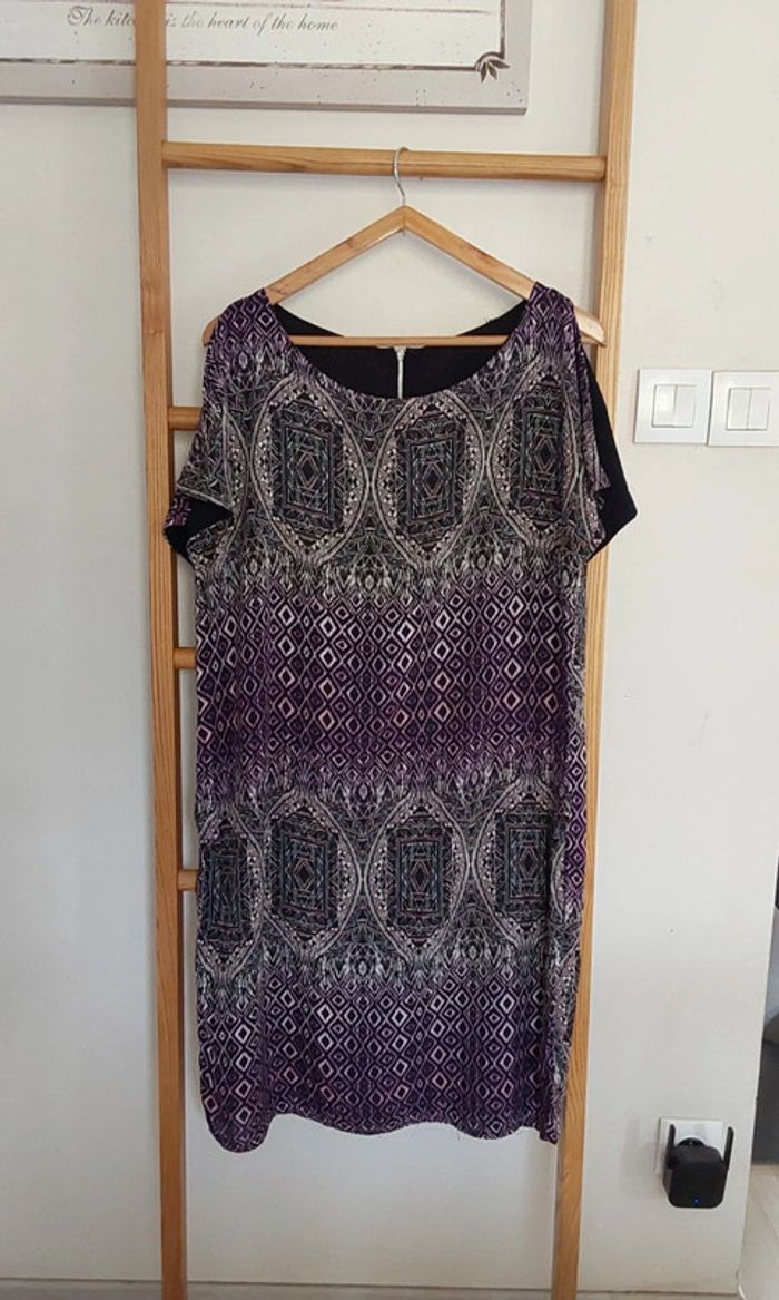 Robe fluide imprimée noire violet Taille unique (du 34 au 38 )et sa ceinture - photo numéro 8