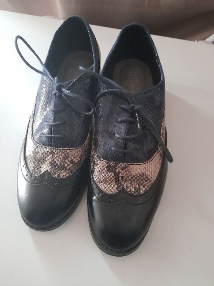 Mocassins