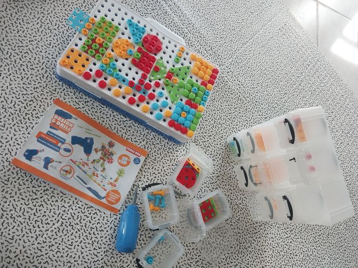 jeu de construction enfant visseuse électrique design & drill + accessoires éducatif motricité fine - photo numéro 1