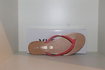 belle petites tongs lanières rose 38