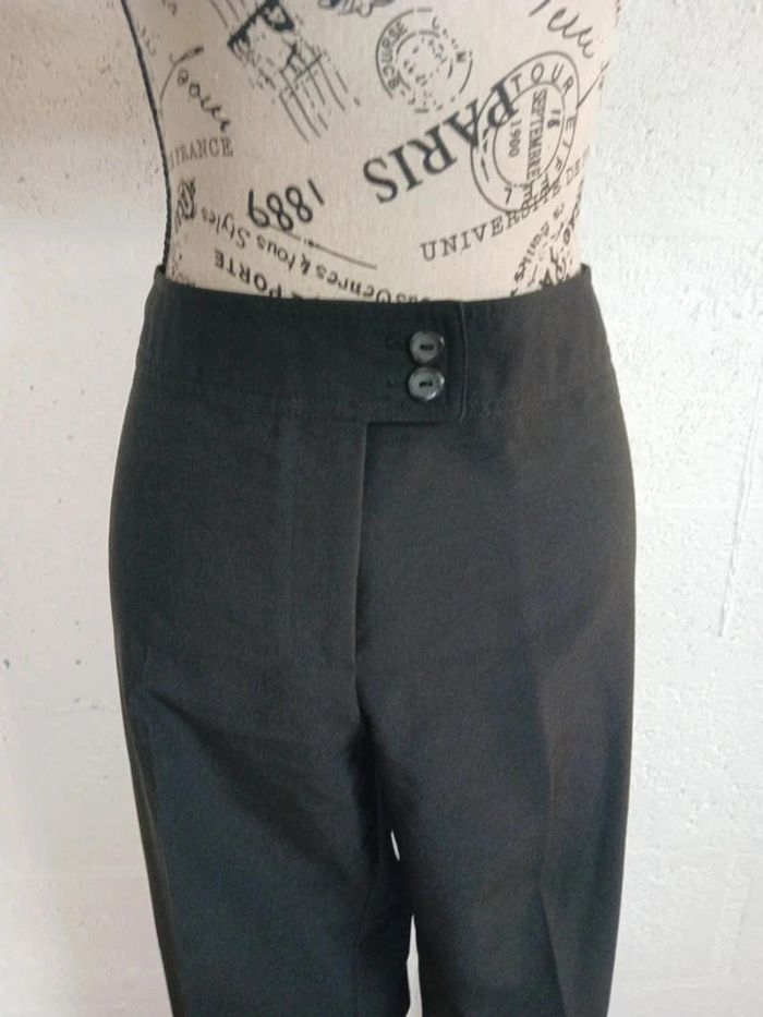 🖤 Bermuda noir classique KIABI – Taille 42 – Très bon état - photo numéro 3