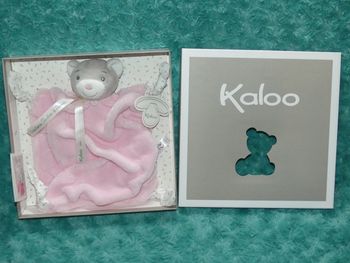 Doudou plat ours rose gris Kaloo plume 🐻Neuf