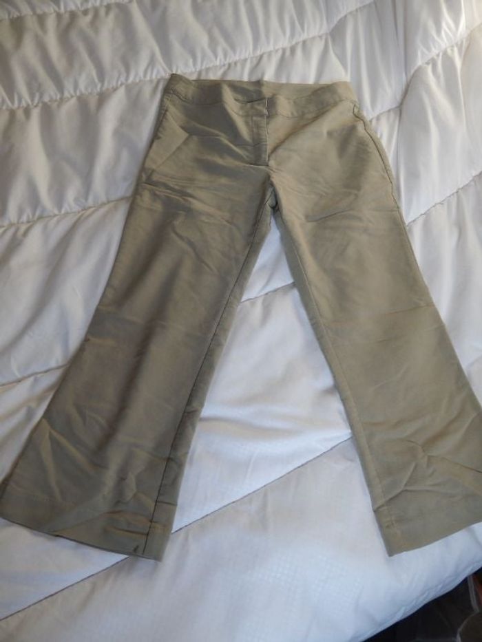 pantacourt t 44 kaki