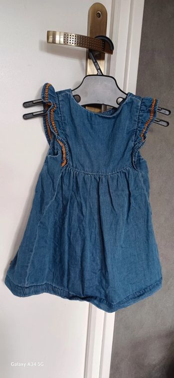Jolie robe jean obaibi 18 mois