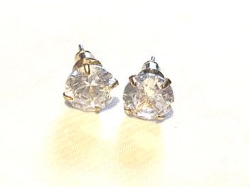 Boucles Oreilles Pierre Blanche Losange Facettes Strass Socle Bijoux Dorés Fantaisies Femmes