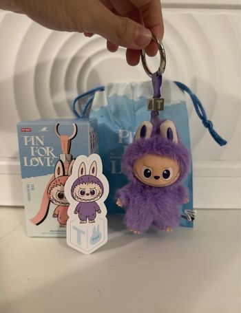 Pin for Love - lettre T