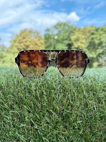 Lunette de soleil vintage mouchetée