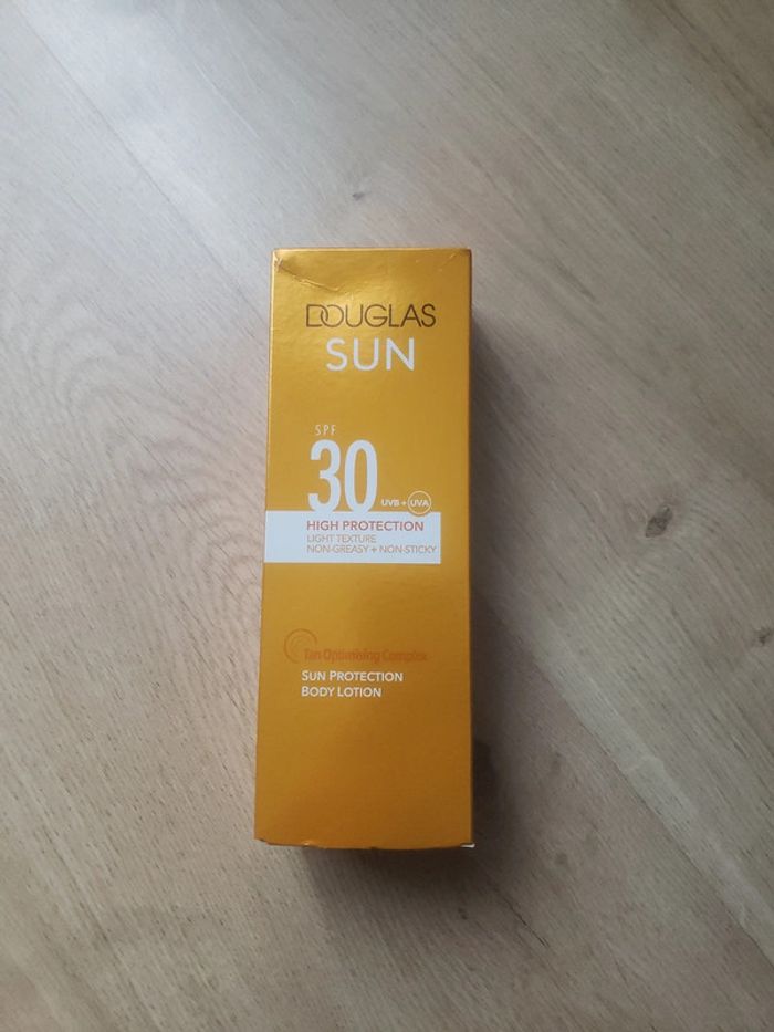 Produit solaire Douglas Sun