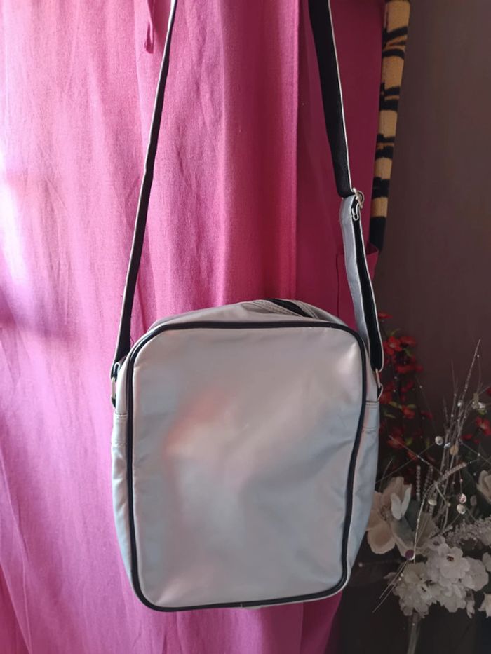 Sac à bandoulière réglable 33cmX25cmX7cm - photo numéro 4