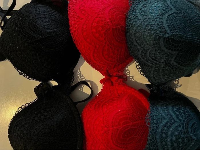 Lot de soutien gorge - photo numéro 4