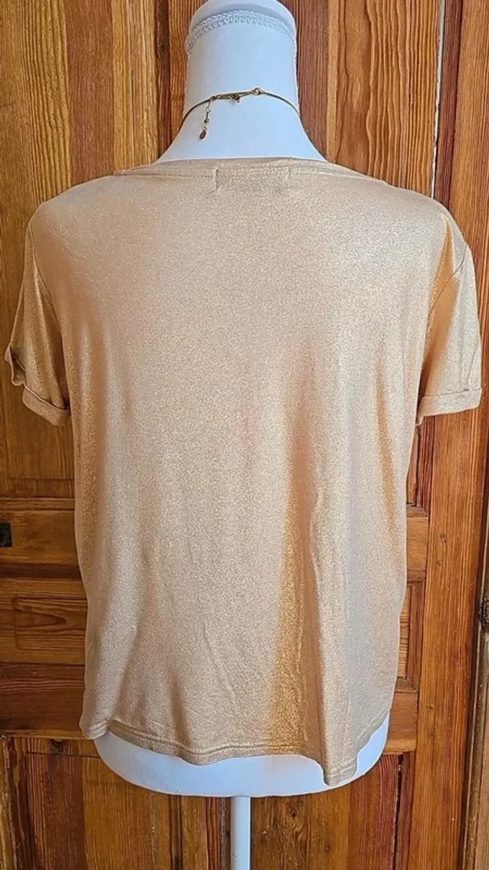 Tee shirt doré In april 1986 M/L - photo numéro 3