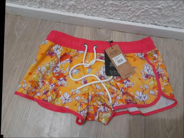short de bains taille s