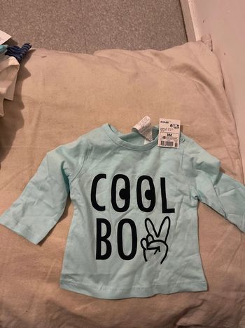 Teeshirt neuf 3 mois