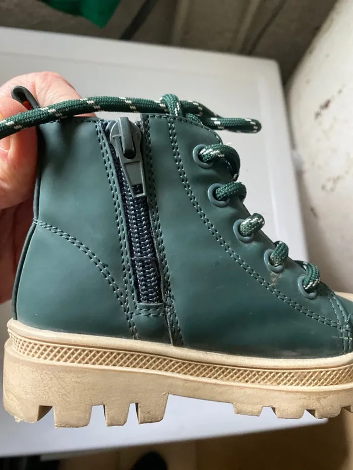 Chaussures taille 23 - photo numéro 5