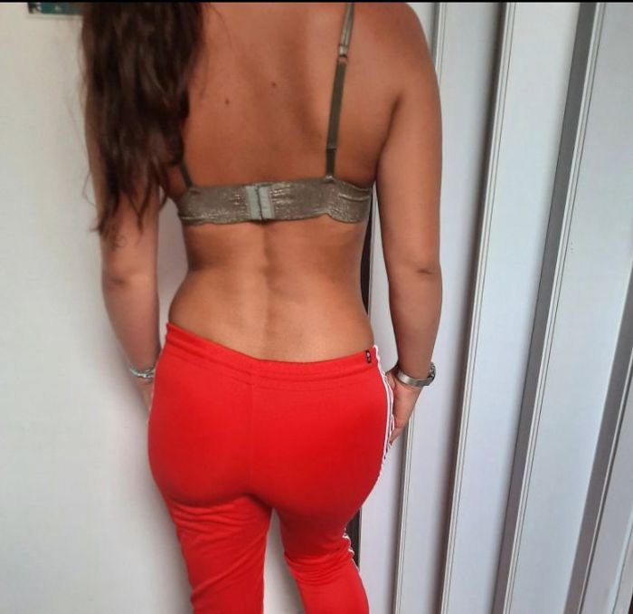 Jolie jogging adidas rouge xs - photo numéro 4
