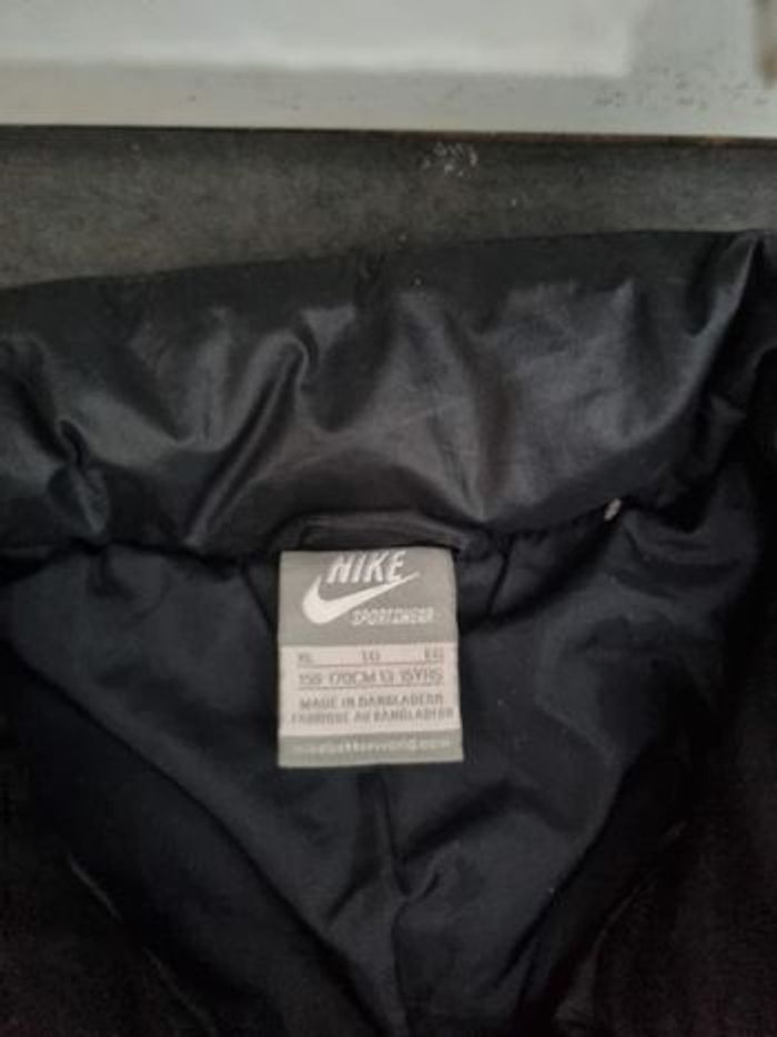 Veste Nike - photo numéro 3