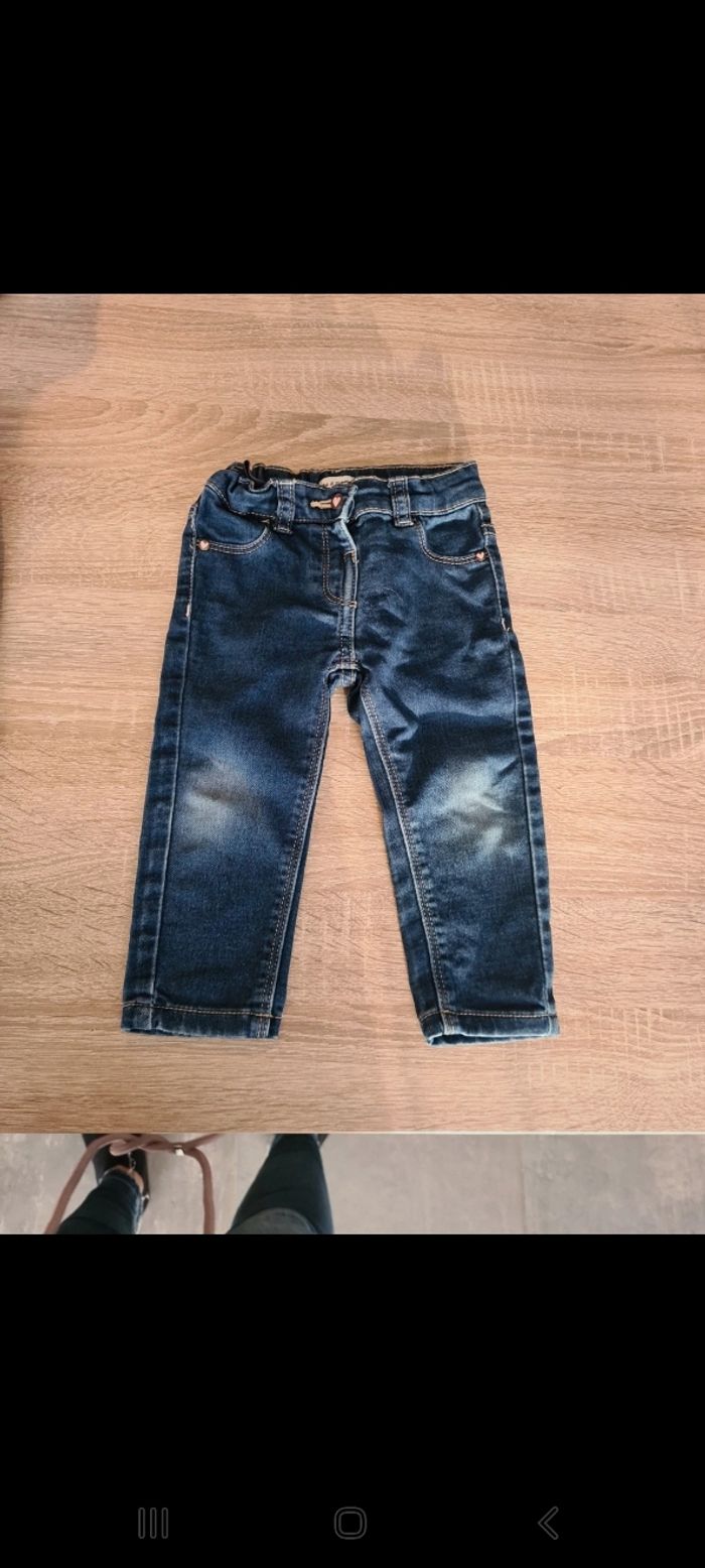 Lot pantalons 18 mois - photo numéro 2
