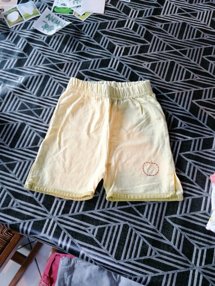 Lot 4 pantalons 3 mois - photo numéro 2