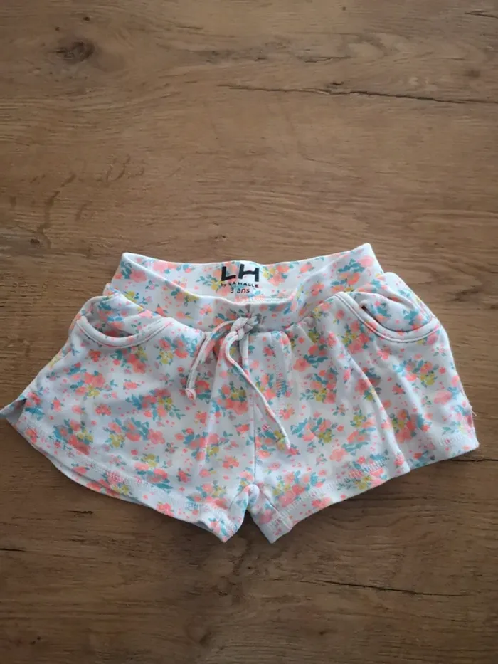 Short la halle 3 ans