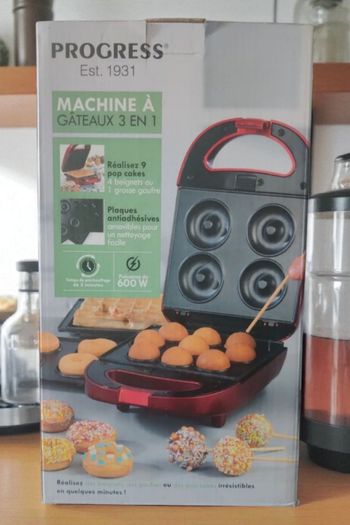 Machine a gâteaux 3 en 1