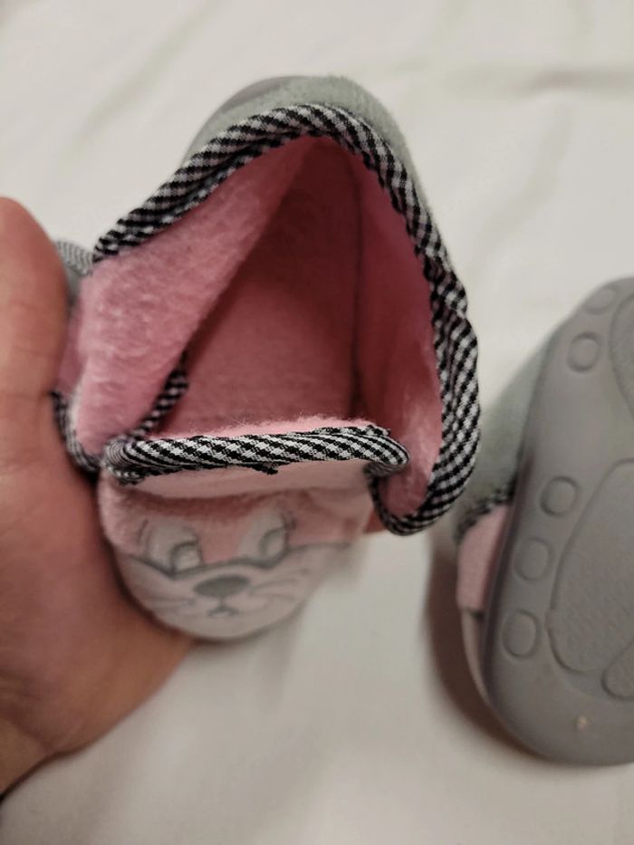 Chaussons fille taille19 - photo numéro 7