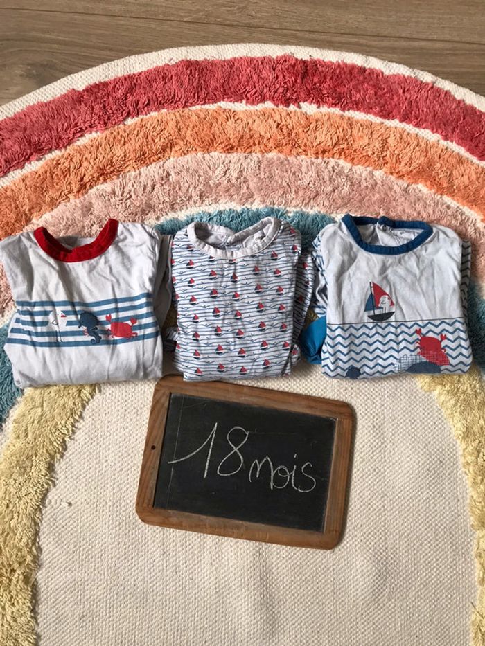 Lot 3 grenouillères